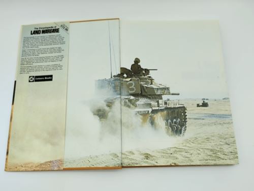 The Encyclopedia Of Land Warfare In The 20th Century by Shelford Bidwell