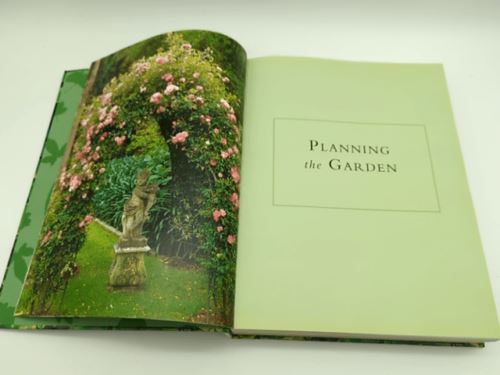 The Complete Book of Practical Gardening by Peter McHoy (Hardcover 190128901X)