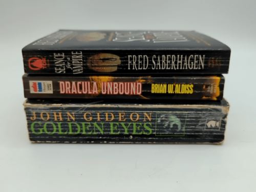 3x Paperback Horror Book Bundle - Golden Eyes, Dracula Unbound, Vampire…
