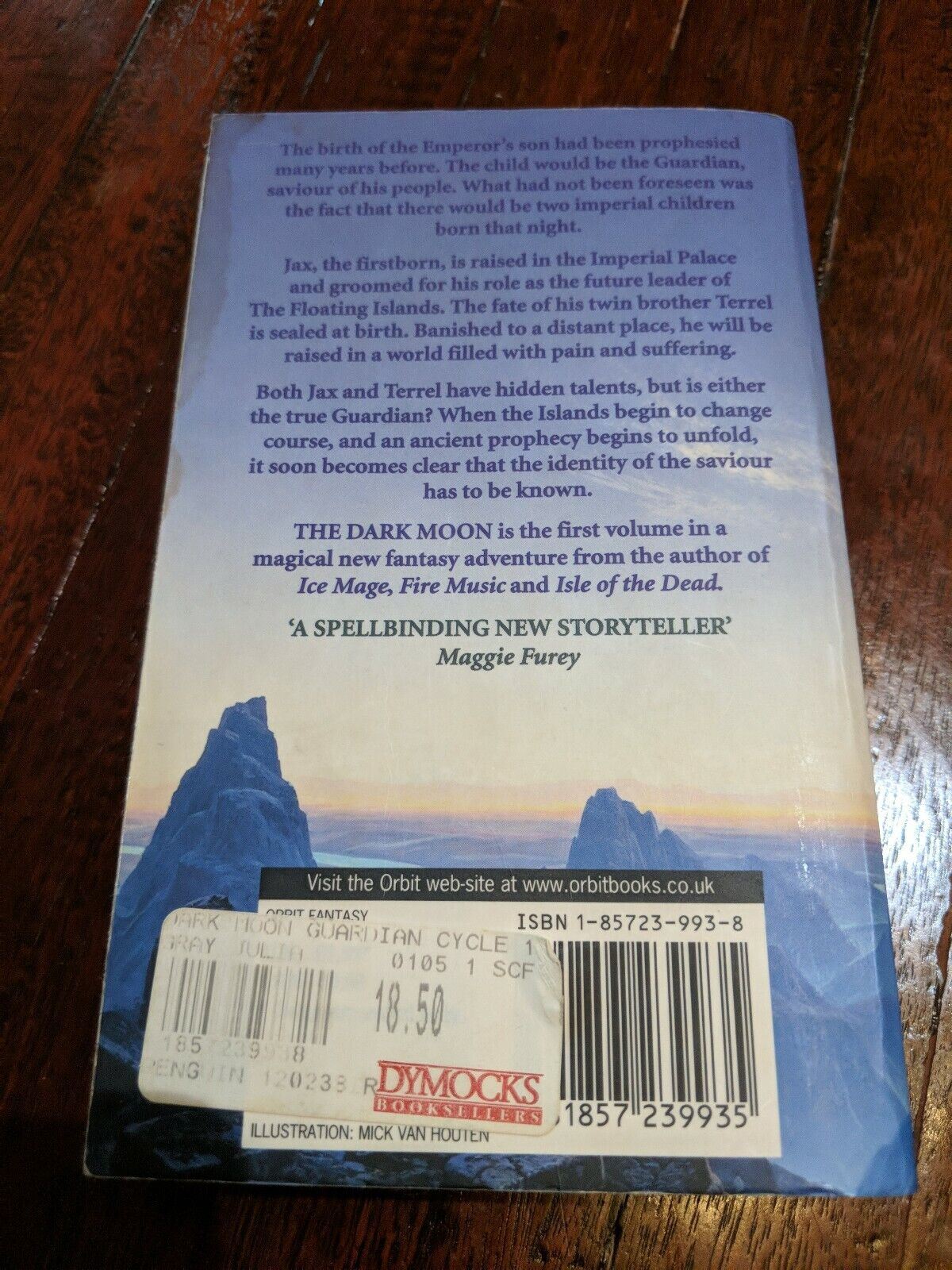 The Dark Moon by Julia Gray (2000, Paperback) Book 1 of The Guardian Circle