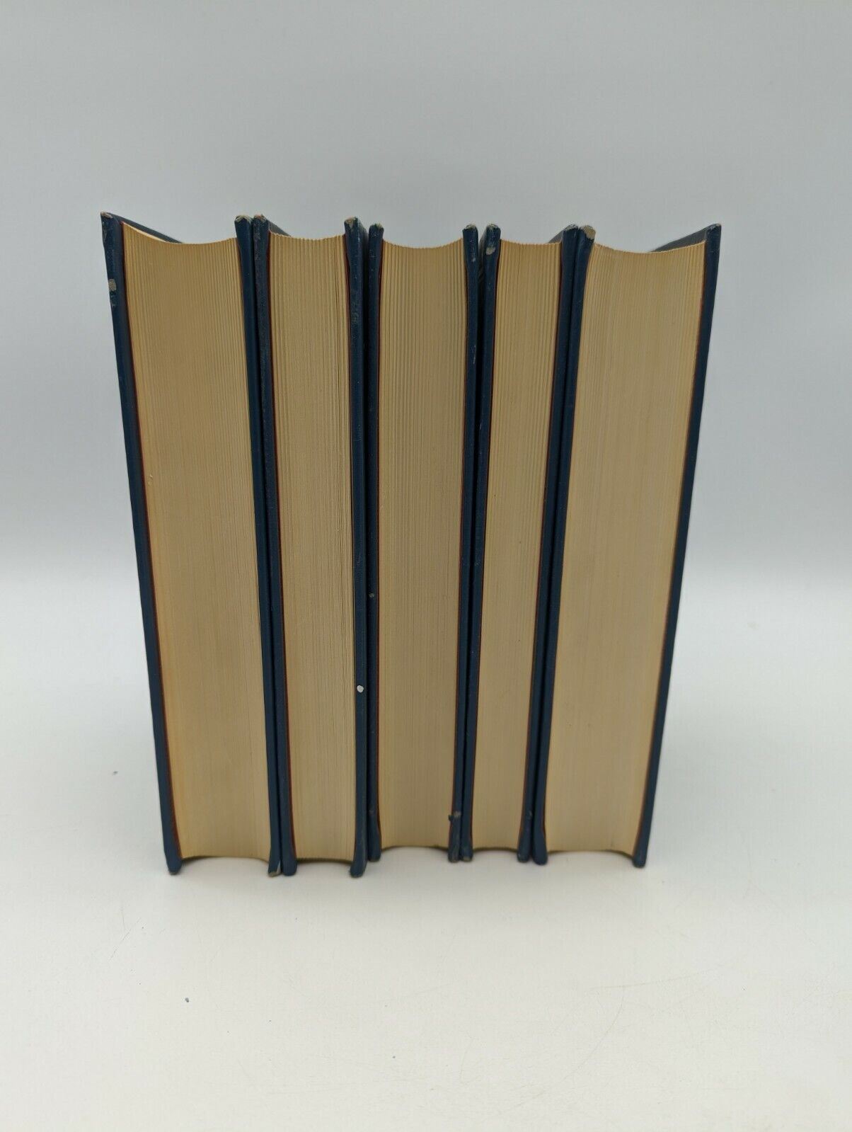 5x Great Australian Lives Hardcover vols: Chisolm, Macquarie, MacArthur, Phillip