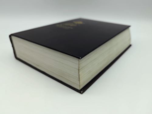 Life Application Study Bible: New International Version (Hardcover) Clean