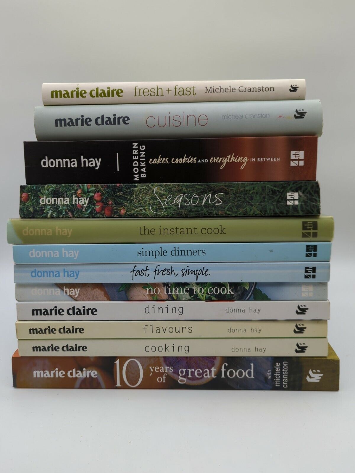 Bulk lot of 12 mixed Donna Hay & Marie Claire Cookbooks | massive recipes books!