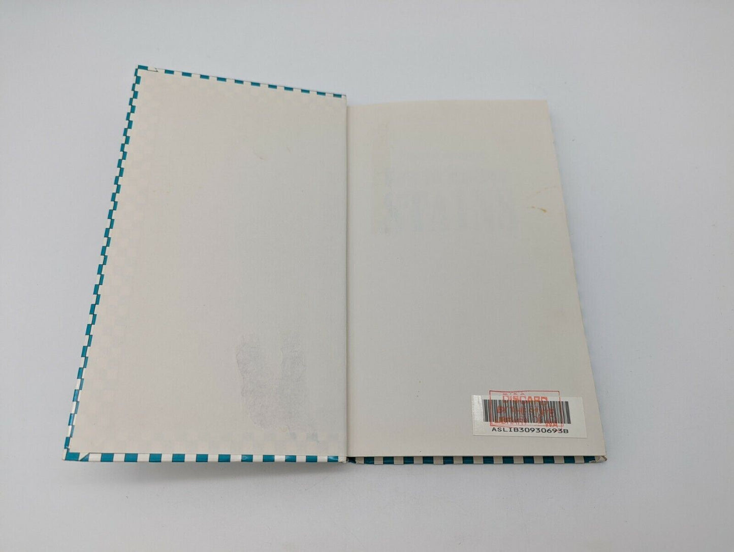 How to Remove Stains (Vintage A-Z Housekeeping Library) by Cassandra Kent