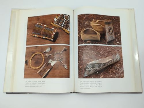 Tiwi: The life and art of Australia's Tiwi people by Heide Smith 0207166242