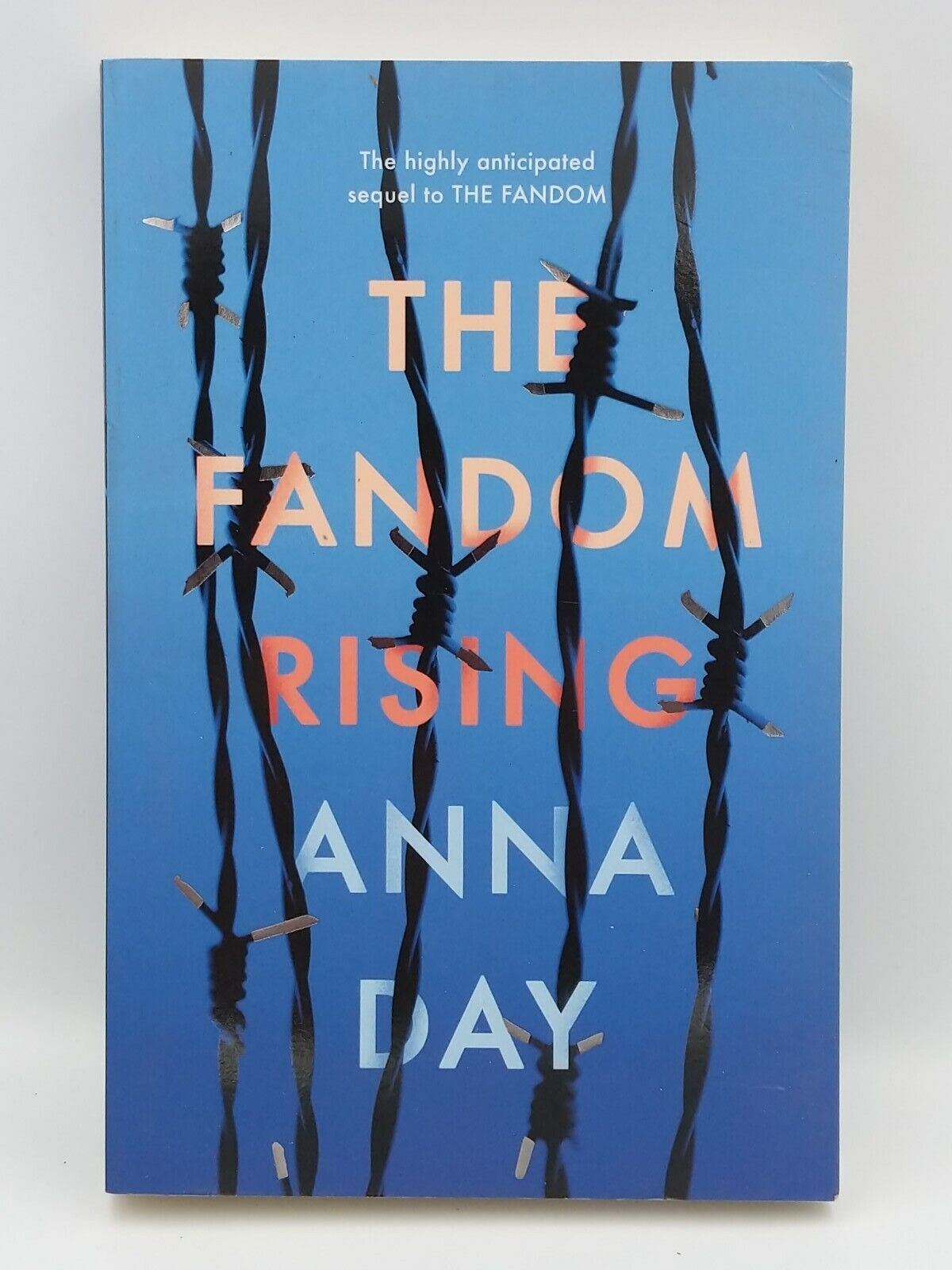The Fandom Rising By Anna Day, Paperback | Dark Fantasy Thriller | Like New
