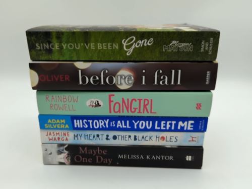 6x Young Adult Teen Girl Love Paperback Books Bundle, incl. Rainbow Rowell…