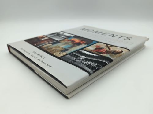 Moments: The Pulitzer Prize Winning Photographs by Hal Buell 1579122604